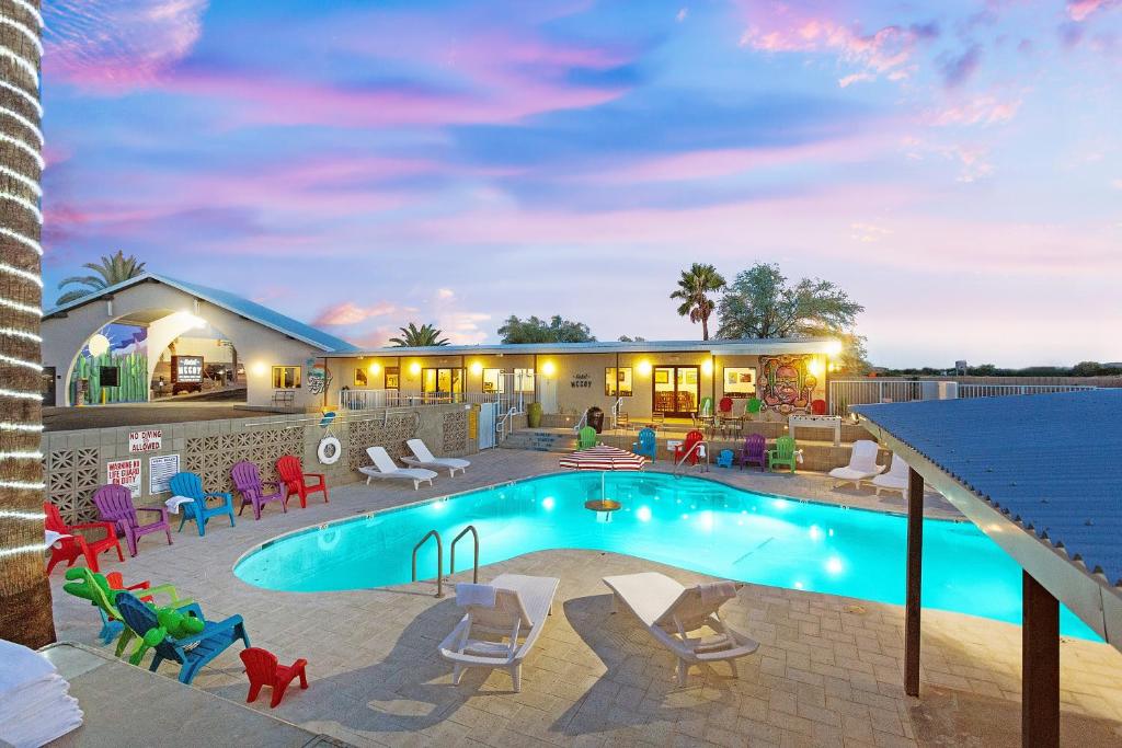 29 Dreamy Hotels Near University of Arizona 47 Hotel McCoy - Art, Coffee, Beer, Wine image