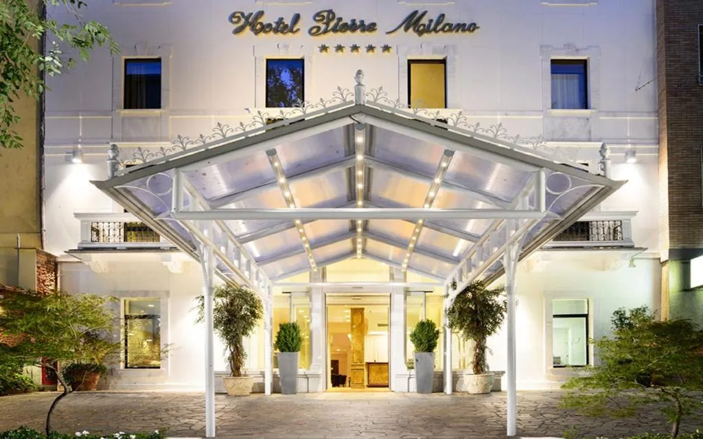 Hotel Pierre Milano, Milano, Italia