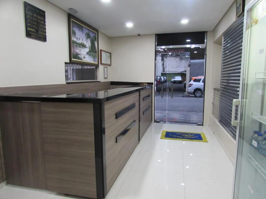 Hotel Ideal Flíper com Estacionamento Grátis para carro pequeno altura padrão, Sao Paulo, Brazil