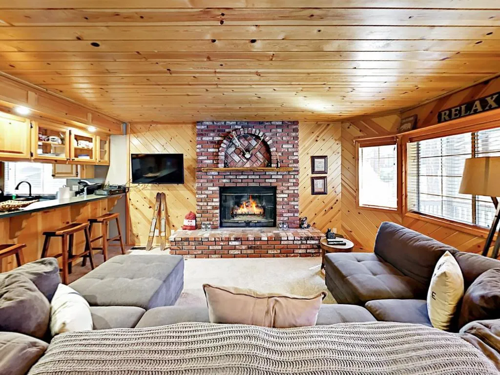 585 Golden West Drive Home, Big Bear Lake, Statele Unite ale Americii