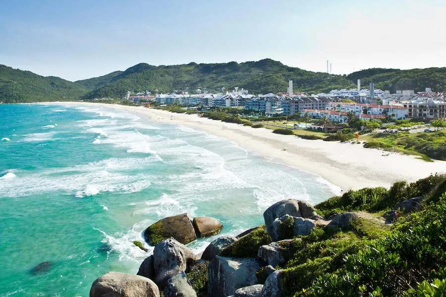 Lindo Apartamento na Praia Brava, Florianópolis, Brazilia