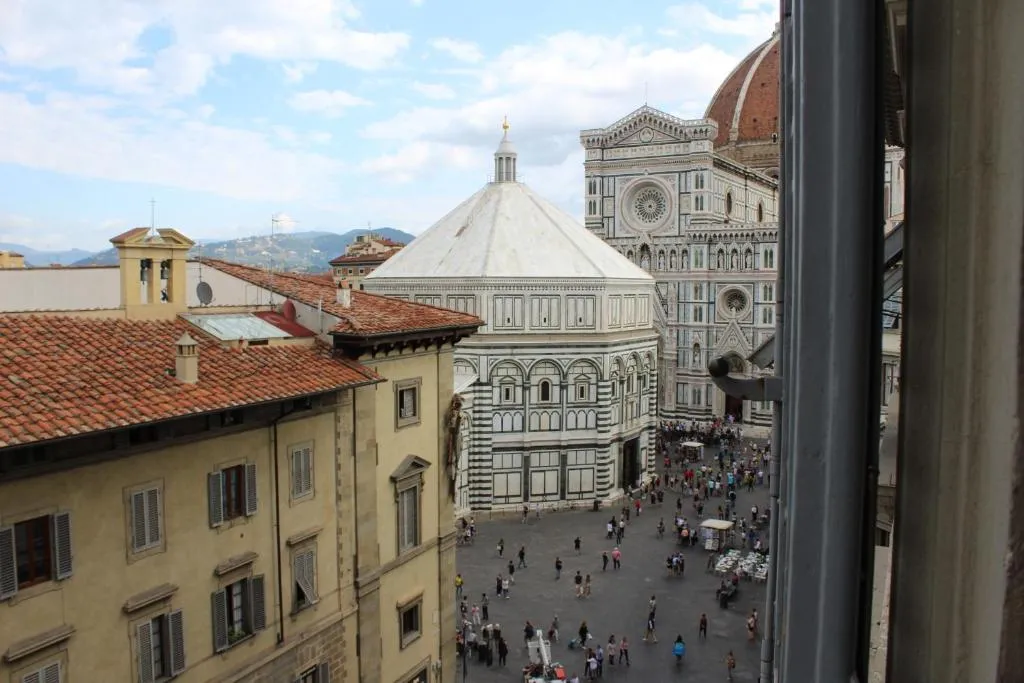 Art Apartment Duomo Luxury View, Florența, Italia