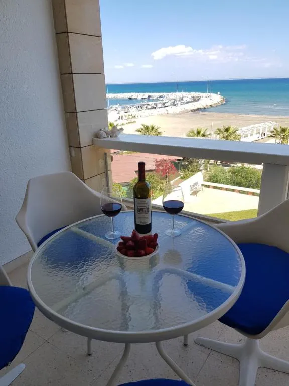 Haig's Dream Flat On The Beach, Larnaca, Cyprus