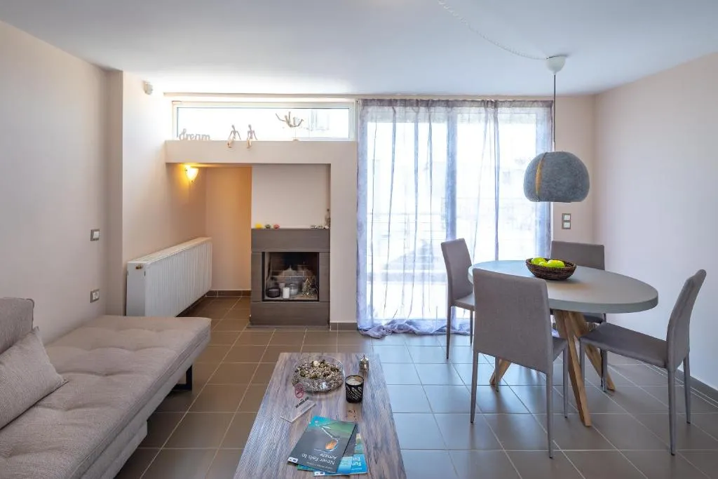 SOLON - DELUXE CITY CENTER APARTMENT, Atena, Grecia