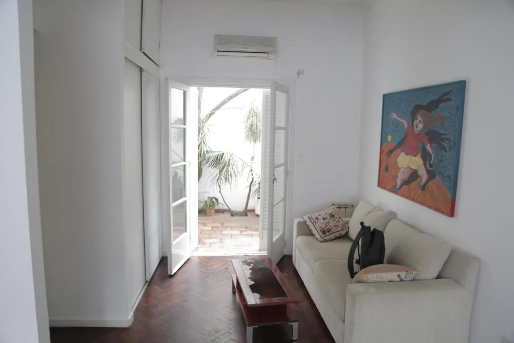 Departamento con hermoso patio, Buenos Aires, Argentina