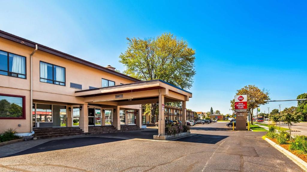 Best Western Plus Ottawa Kanata Hotel and Conference Centre