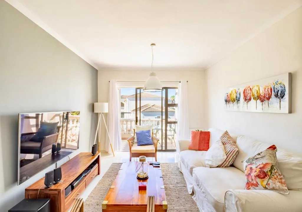 Bougain Villas, Cape Town, South Africa