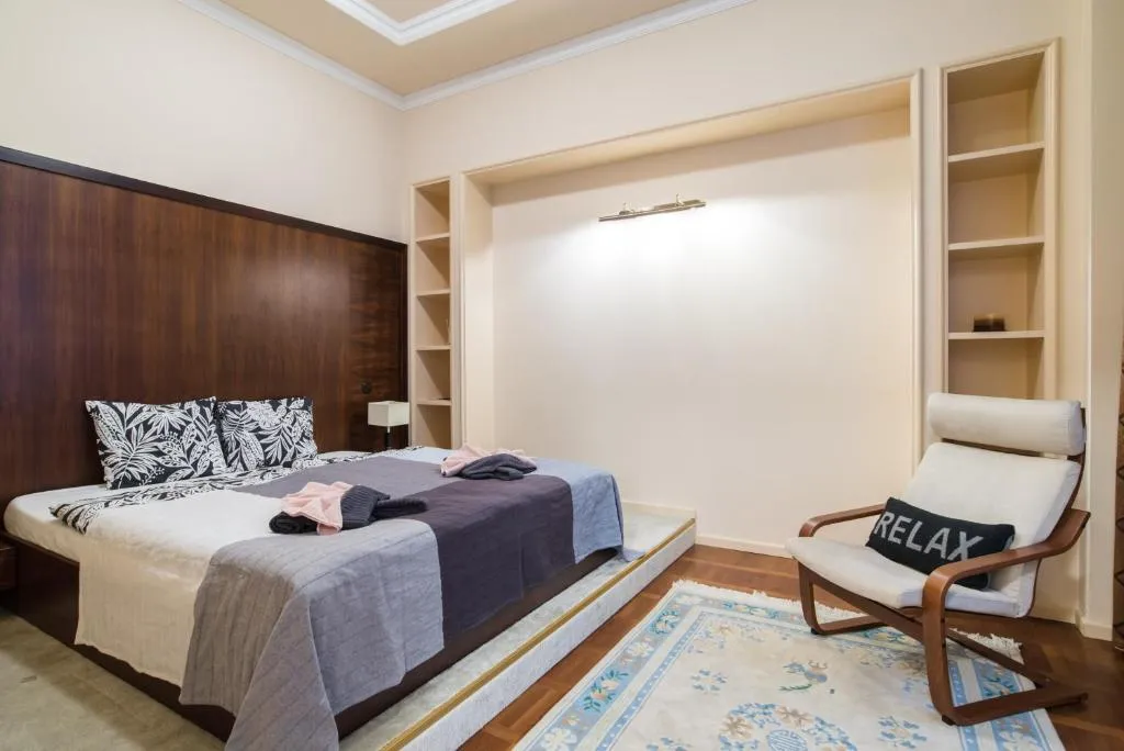Stollar apartment business style at Parliament, Budapesta, Ungaria