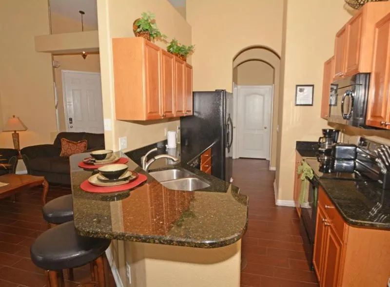 3 Bedroom 2 Bath Tuscan Hills Pool Home with Games Room, Davenport, Statele Unite ale Americii