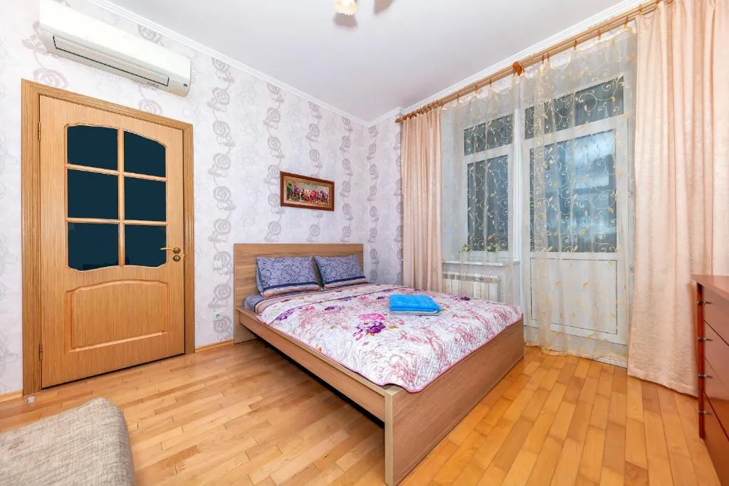 Apartment on Basseynaya 10, Kudrovo, Russia