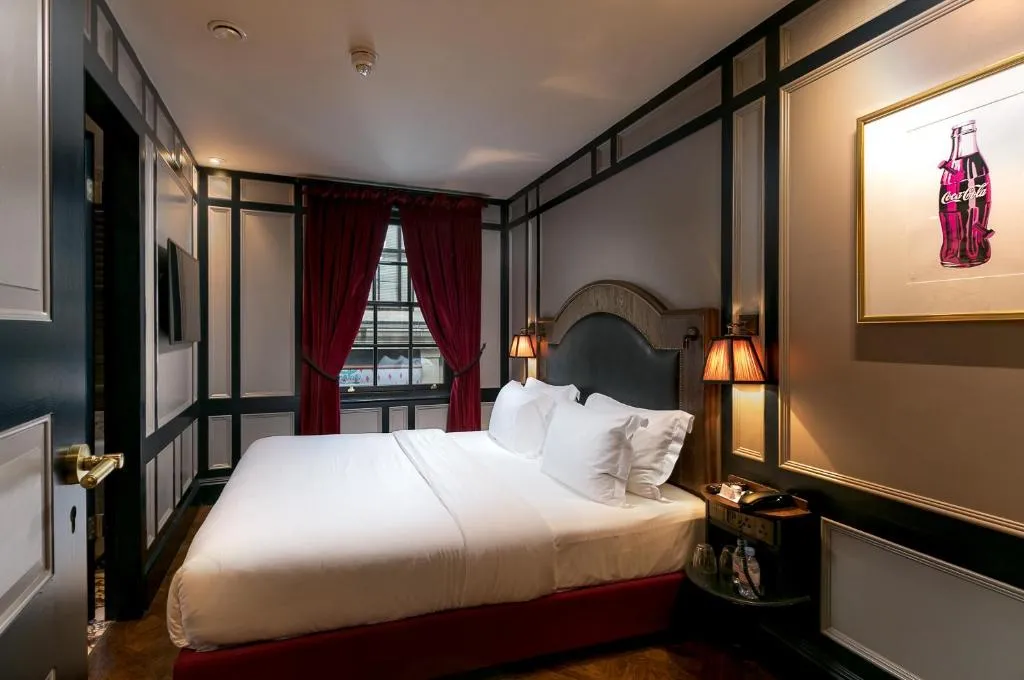 Mimi's Hotel Soho, Londra, Marea Britanie