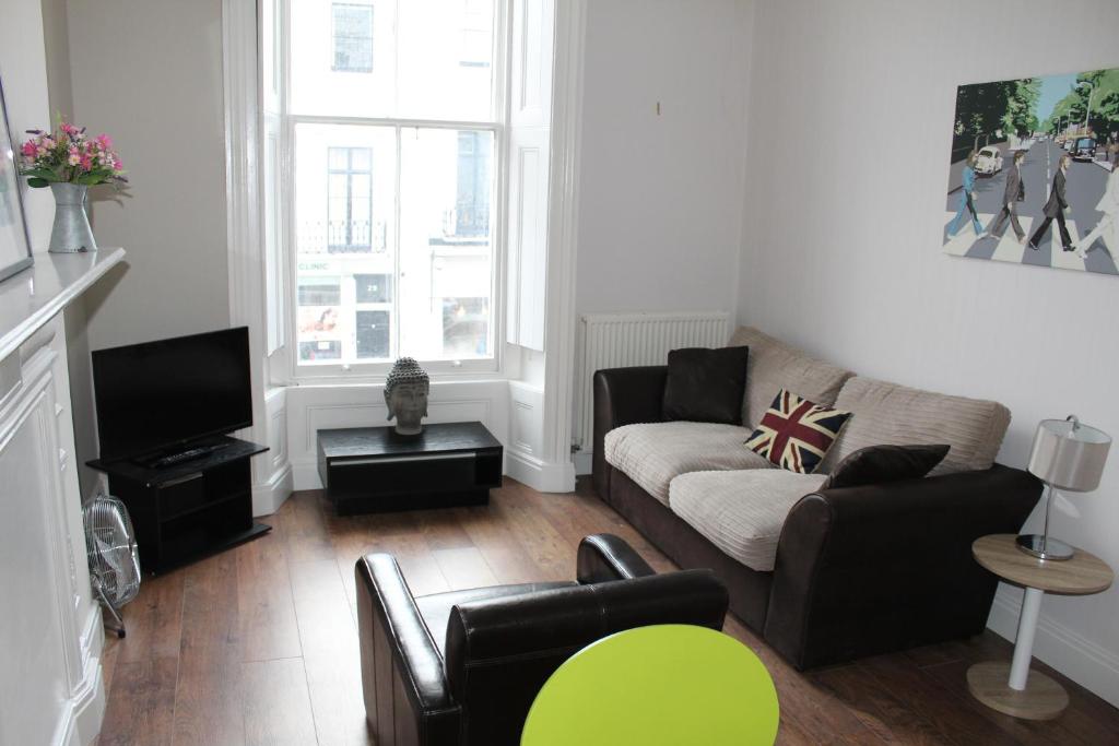 Super Flat in The Heart of Westminster