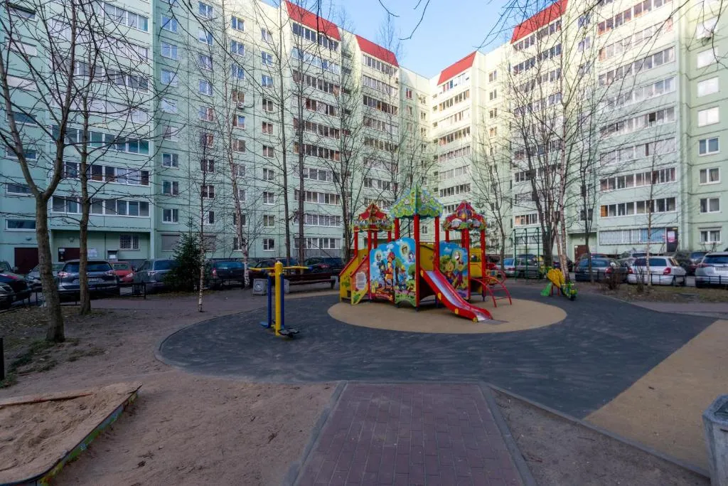 Apartments on Komendatsky Prospect, Kudrovo, Russia