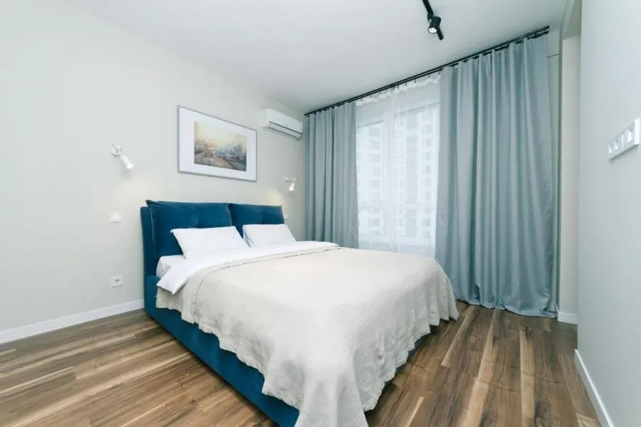 Apartments near metro Slavutich, Kiev, Ucraina