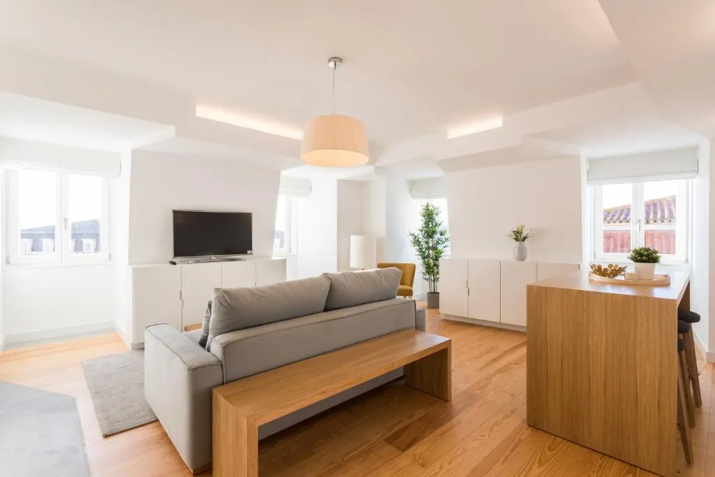 Feels Like Home Chiado Bright Apartment, Amadora, Portugal