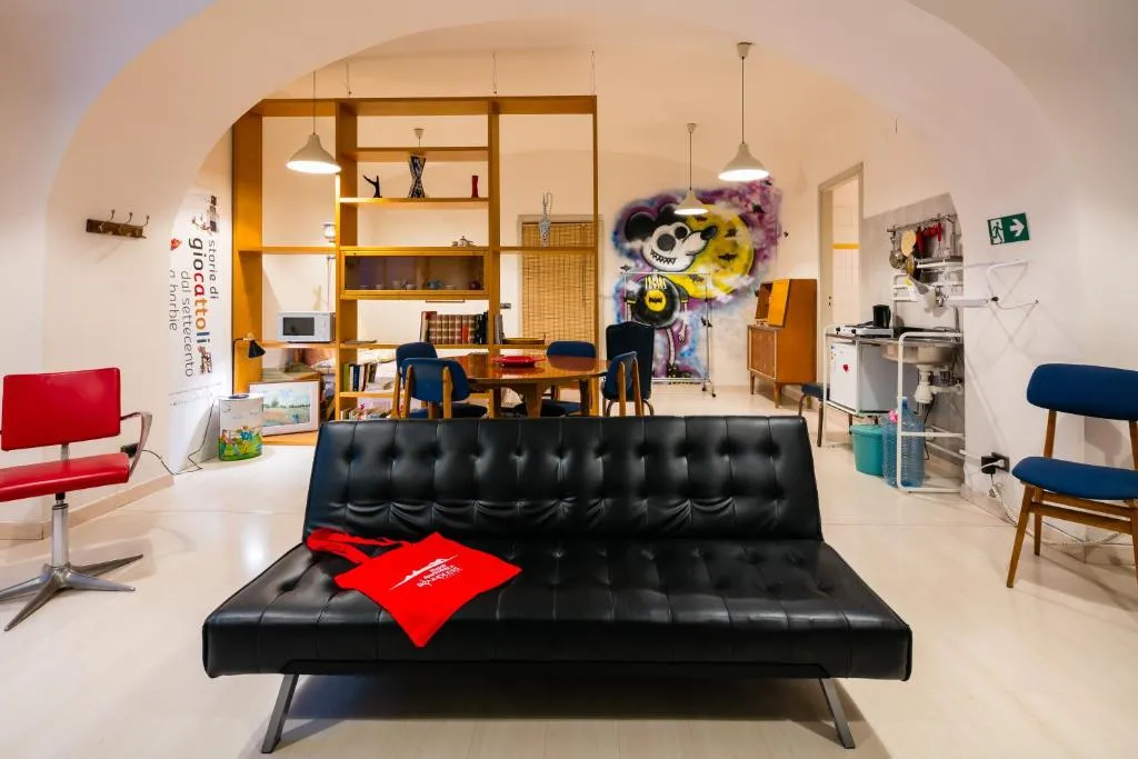 Appartamento a Palazzo Berio, Napoli, Italia