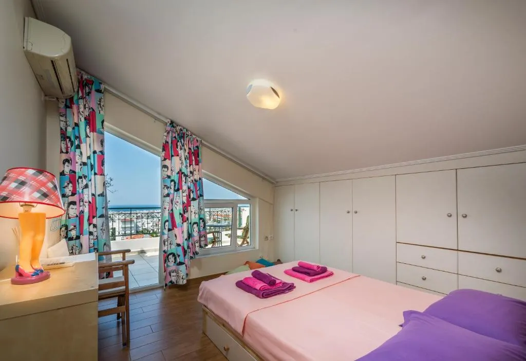 Nik's Room with Astonishing View, Atena, Grecia