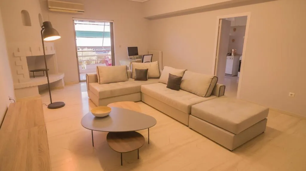 Superb Apartment in Sunny Glyfada, Atena, Grecia