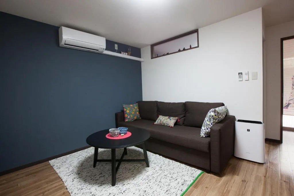 TE Osaka 4LDK House, Higashiosaka, Japan
