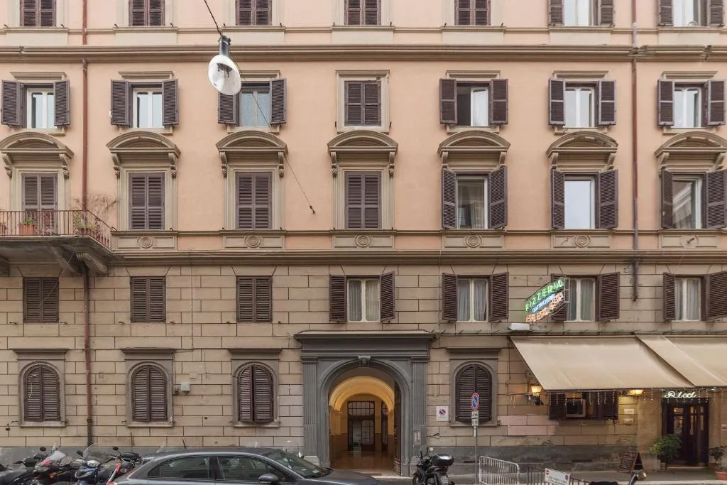 Appartamento Via Genova, Roma, Italia