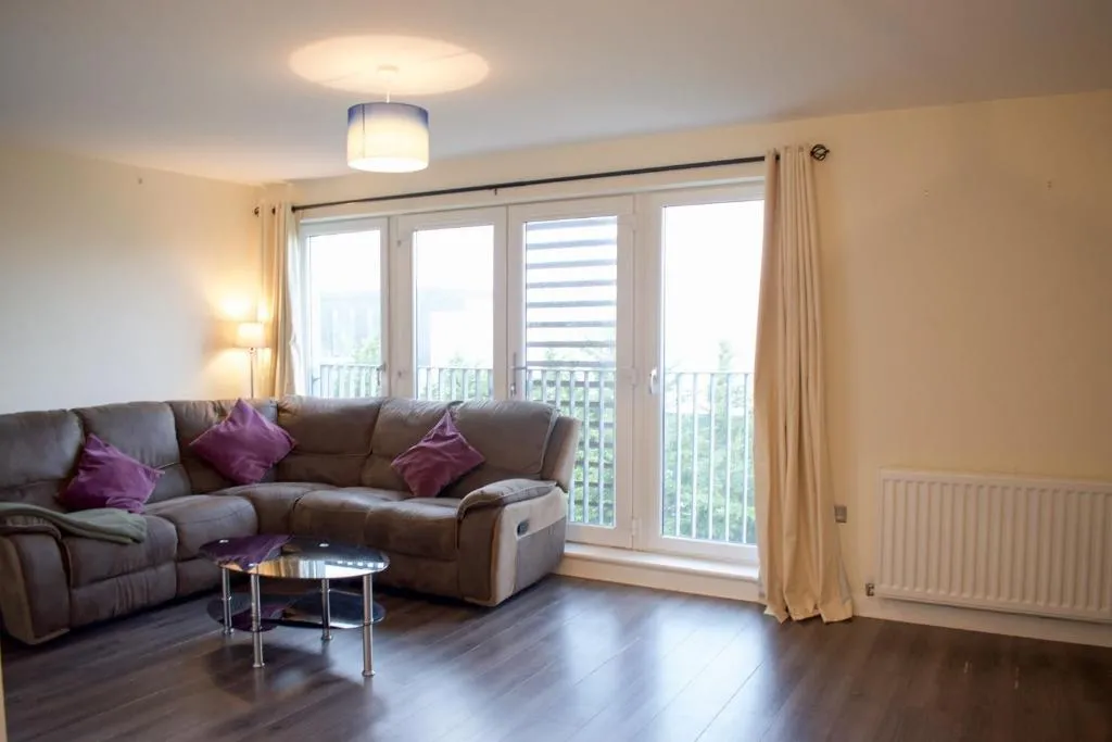 2 Bedroom Modern Flat in Inverleith, Edinburgh, United Kingdom