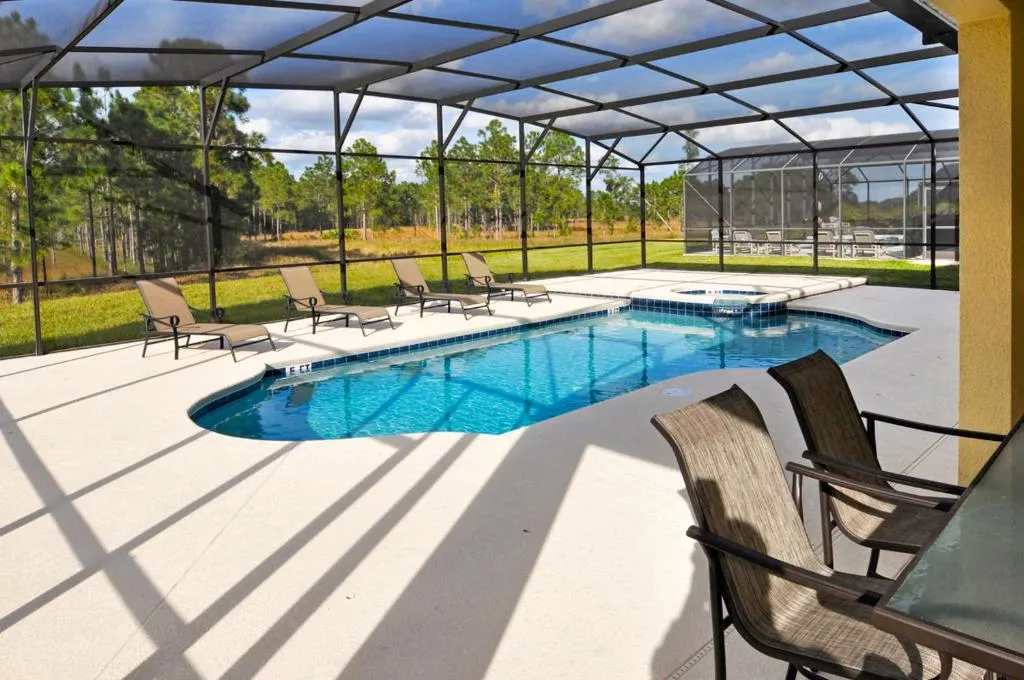 Davenport Villa Sleeps 10 Pool Air Con WiFi, Davenport, United States