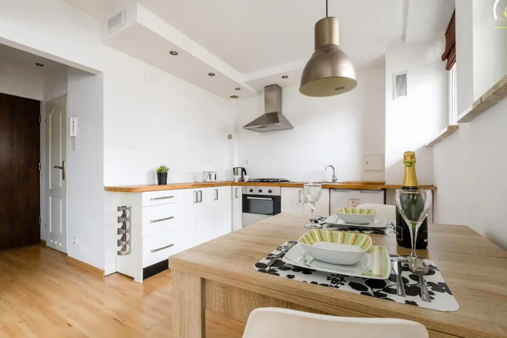 Balcony Apartment near Old Town, Warsaw, Poland