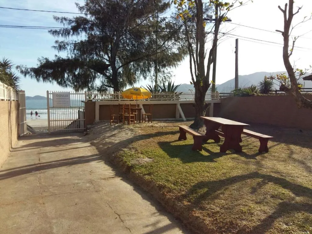 Casa Pé na Areia Frente ao Mar do Pântano do sul!!, Florianópolis, Brazilia