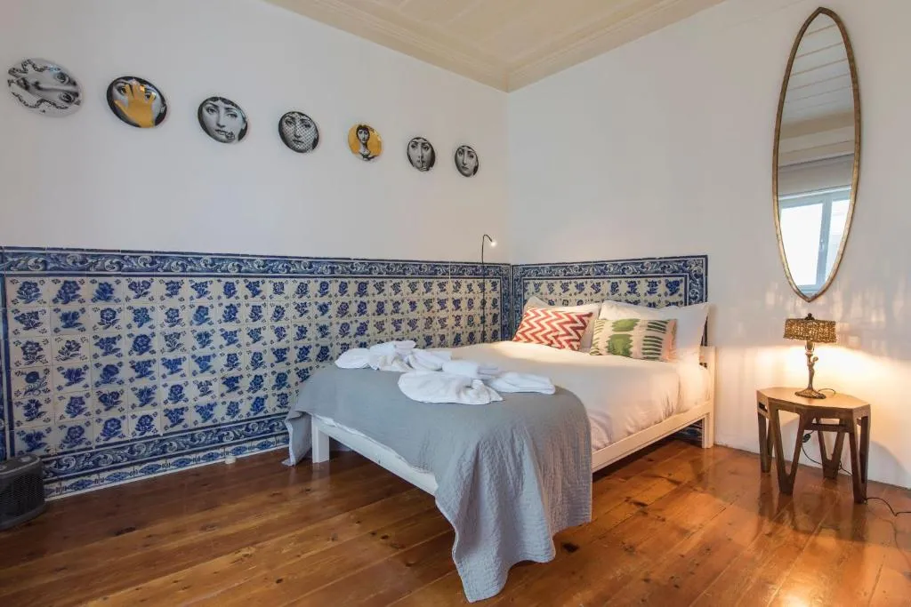 LovelyStay - Chiado 2 Bedroom Charm!, Amadora, Portugal