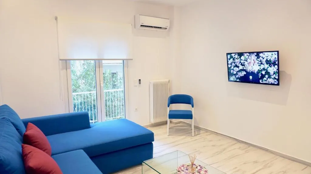 Central, Bright Apt in Athens near Metro, Atena, Grecia