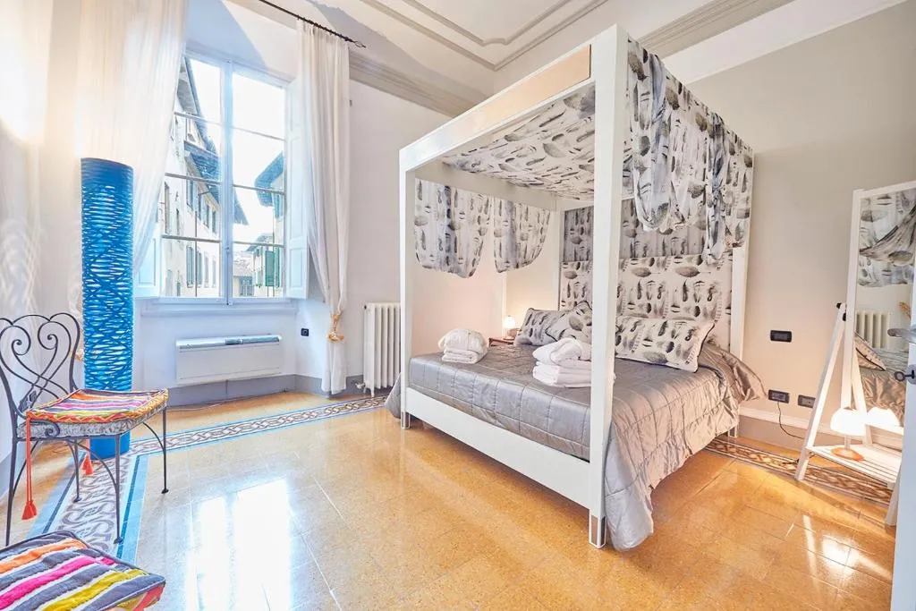 VP Suite, Florența, Italia