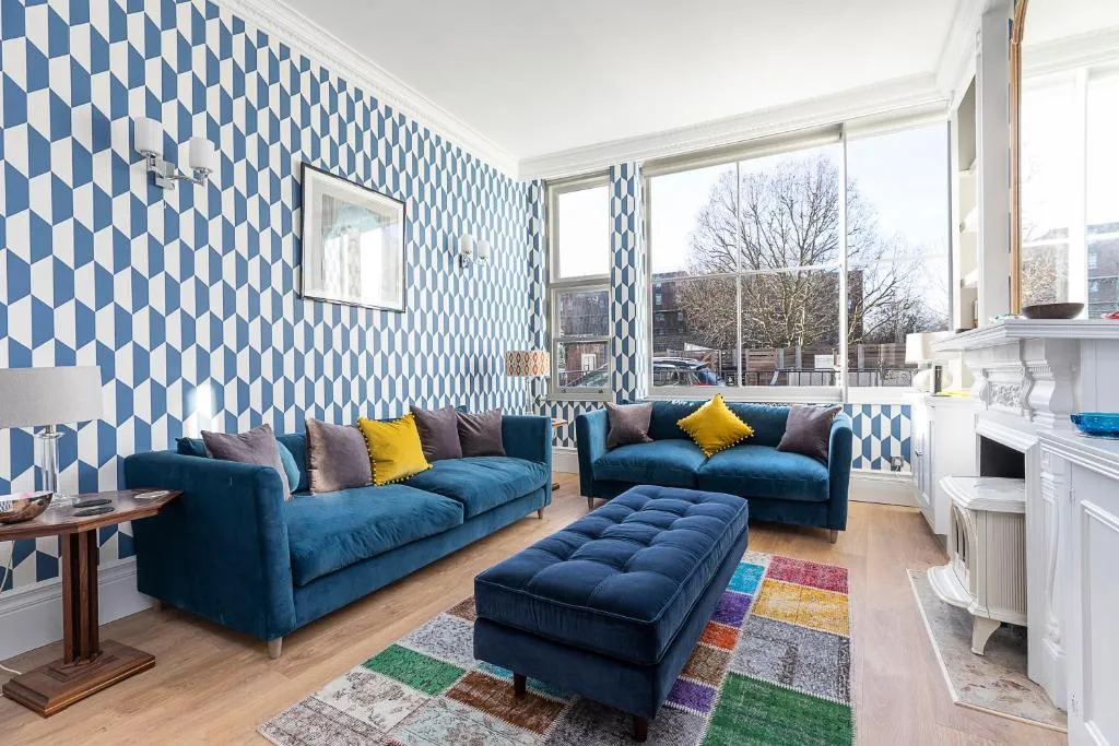 Extraordinary 3BR house in Notting Hill with patio, Londra, Marea Britanie