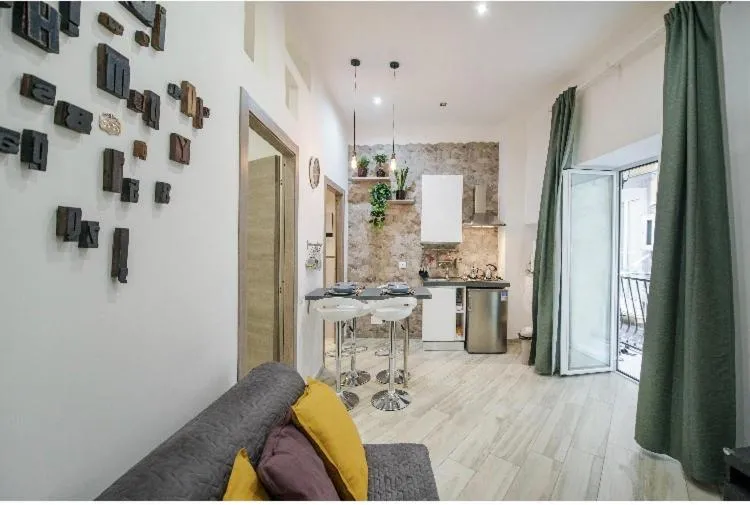 A Casa di Marilù, Napoli, Italia