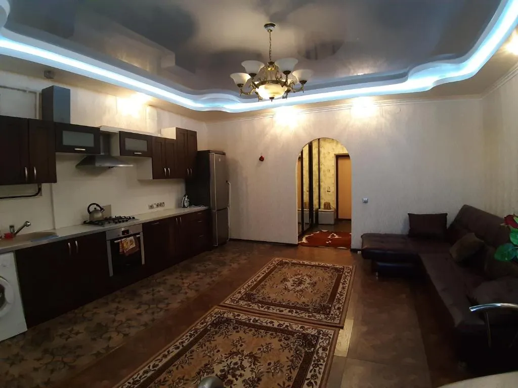 Apartment on 1-Ya Nikitinskaya 17, Kudrovo, Russia