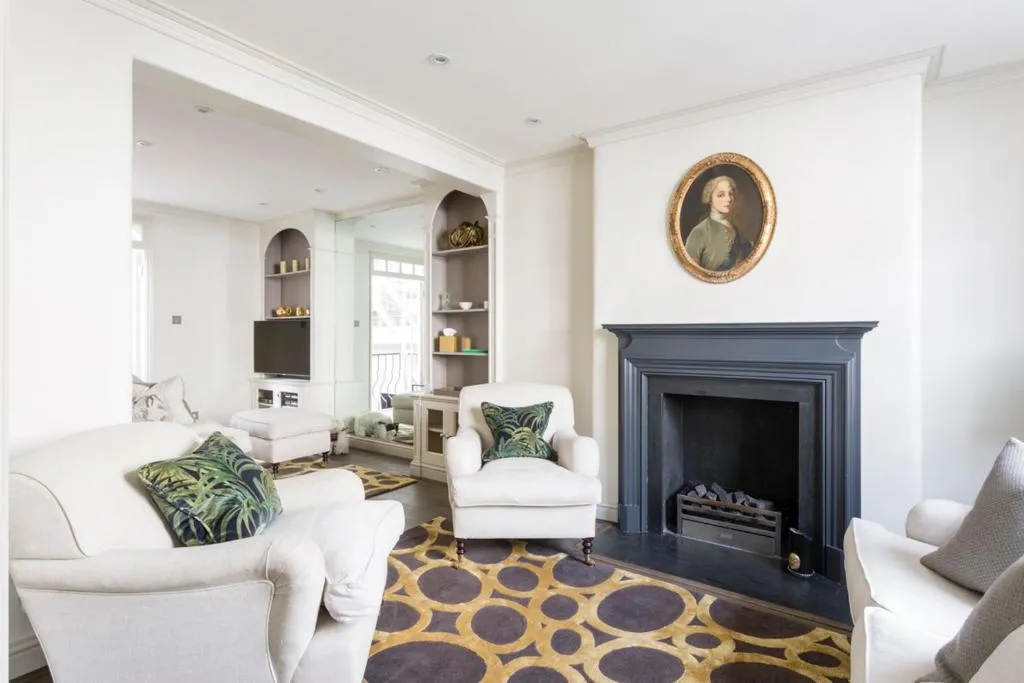 Knightsbridge Villa Sleeps 6 WiFi, Londra, Marea Britanie