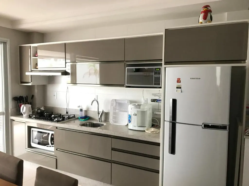 Apto NOVÍSSIMO Completo com 2 suítes, Florianópolis, Brazilia
