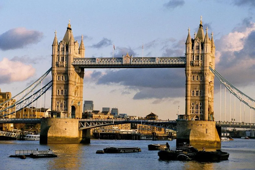 Trendy 2 Bedroom apartment in vibrant Shoreditch, central London zone 1 free WiFi - sleeps 4+2, Londra, Marea Britanie