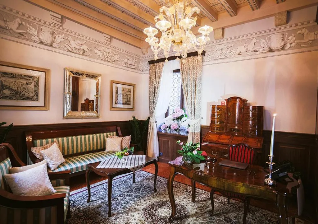 Heritage Hotel Cardo, Split, Croaţia