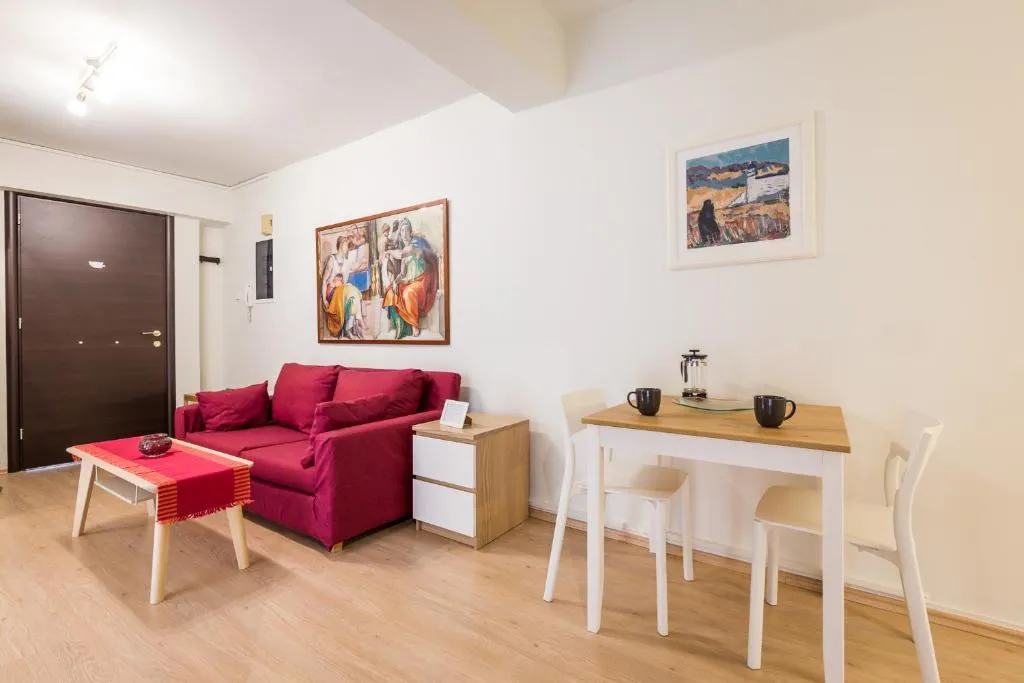 Downtown urban apartment for 4 people in Plaka, Atena, Grecia