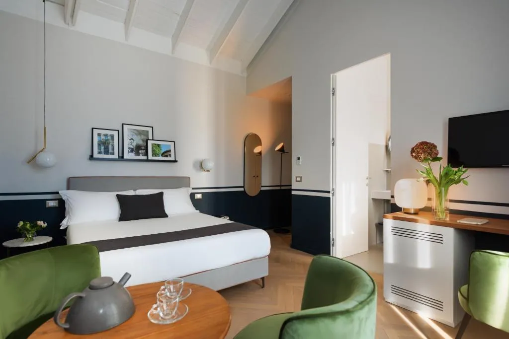 Velvet Grey Boutique Hotel, Comasina, Italy