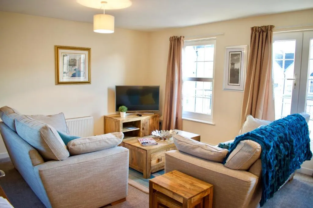 Traditional 2 Bedroom Edinburgh Apartment, Edinburgh, United Kingdom