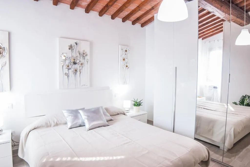 Cascine Home Holidays, Florența, Italia