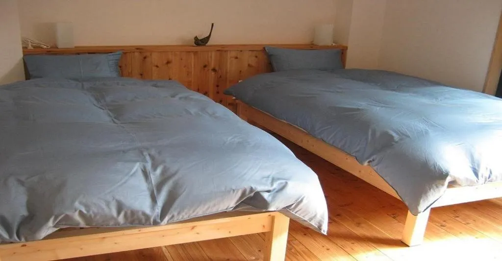 Guesthouse Hyakumanben Cross twin room / Vacation STAY 15395, Kyoto, Japonia