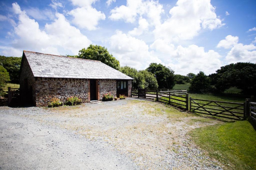 Sharlands Farm Holiday Cottages