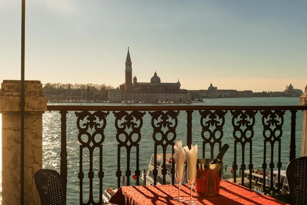 A Tribute To Music Residenza, Venice, Italy