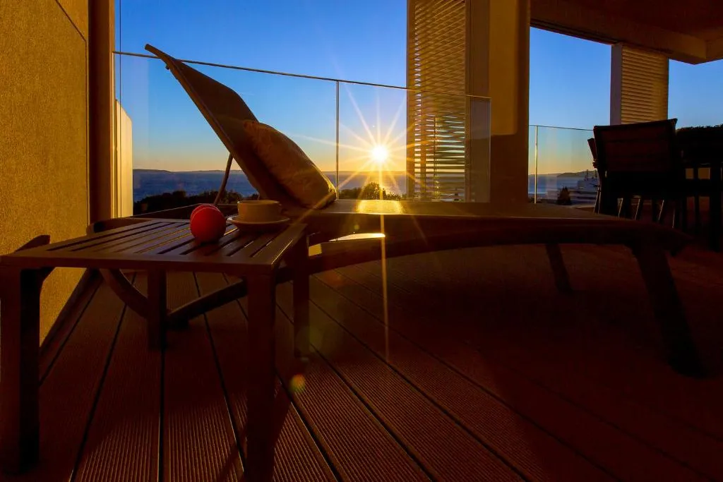 Bel Etage Amora Luxury Seaview Apartment with pool, Split, Croatia