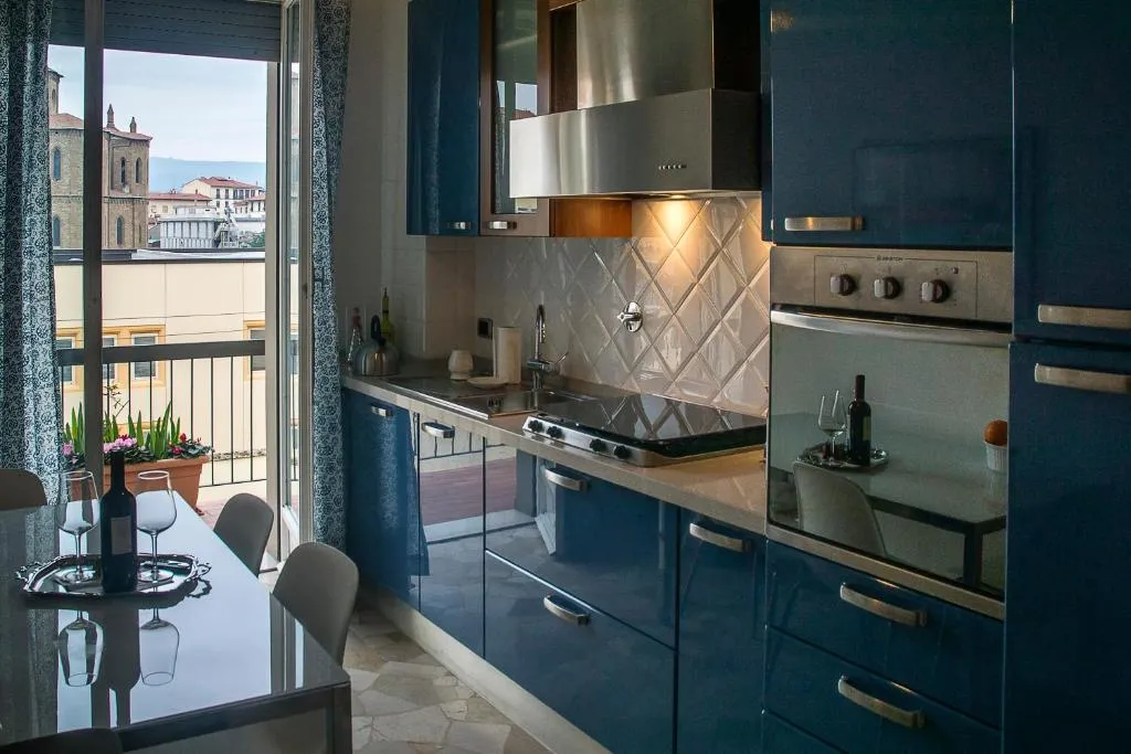 Casa Emilia 24, Florența, Italia