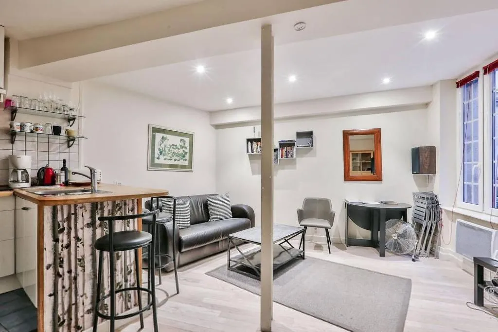 New renovated Saint Germain 2BD, Paris, Franţa