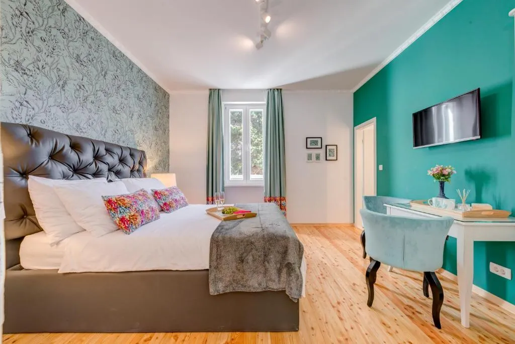 Deluxe Rooms Tramonto, Split, Croatia