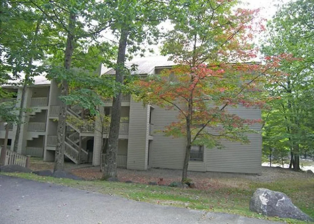Riverfront E304, Lincoln, United States